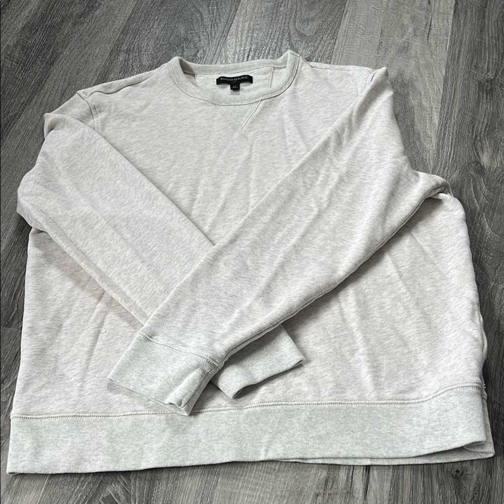 Banana Republic Gray Crewneck Sweater Soft Knit